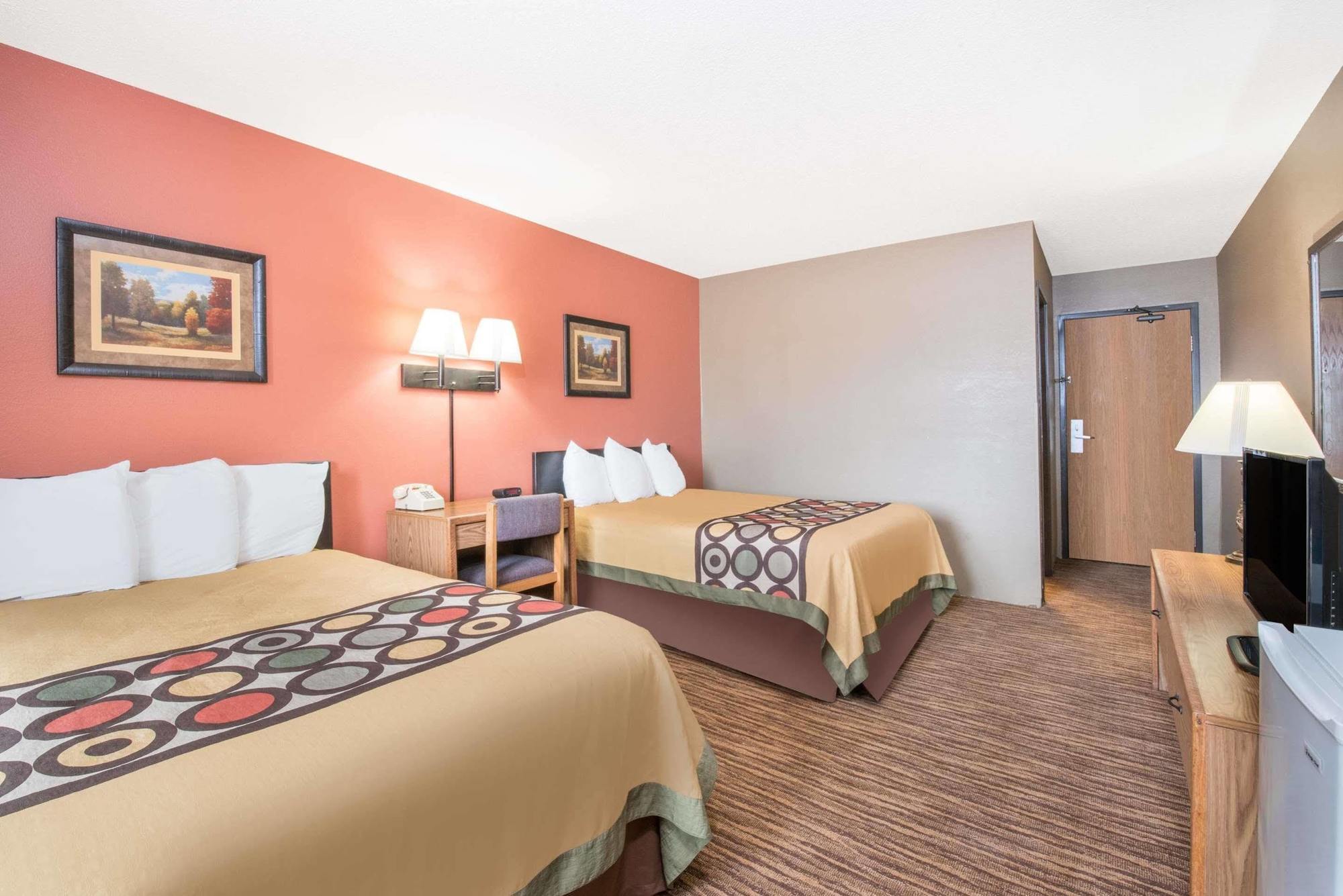 Super 8 By Wyndham Warroad Hotell Exteriör bild